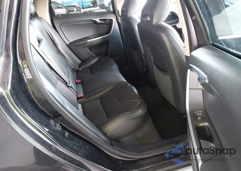 2012 Volvo Xc60 T6/T6 Platinum/T6 Premier Plus/T6 R-Design/T6 R-Design Platinum/T6 R-Design Premier Plus z USA, uszkodzony, nr VIN YV4902DZ9C2298758